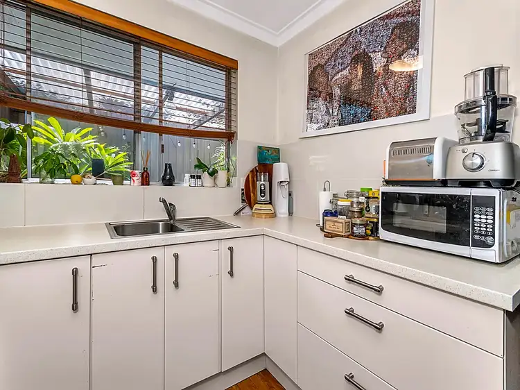 Fifth view of Homely villa listing, 3/16 Wheatcroft St, Scarborough WA 6019