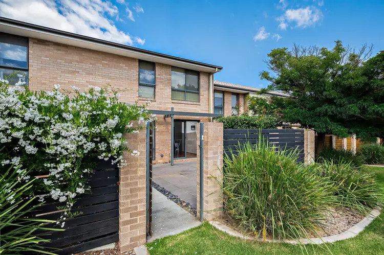 Main view of Homely townhouse listing, 7/17 Luffman Cresent, Gilmore ACT 2905