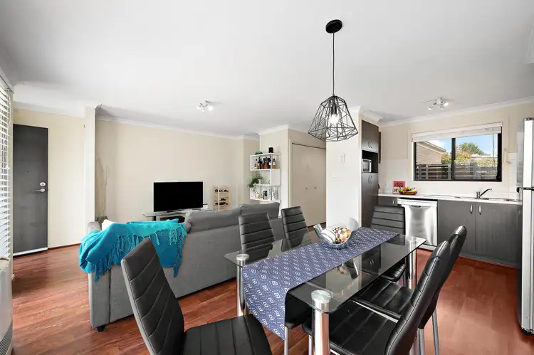 Fifth view of Homely townhouse listing, 7/17 Luffman Cresent, Gilmore ACT 2905