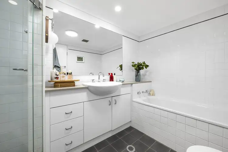Sixth view of Homely apartment listing, 10/4 Young Street, Paddington NSW 2021