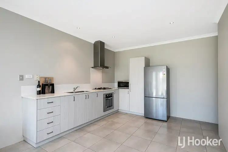 Fifth view of Homely villa listing, 2/154 Benenden Avenue, Butler WA 6036