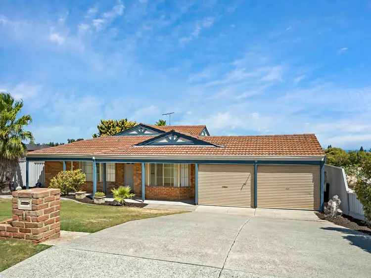 11 Southern Cross Circle, Ocean Reef WA 6027