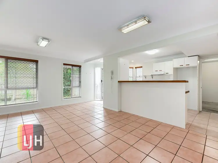 Fourth view of Homely townhouse listing, 2/32 Clifford Street, Stafford QLD 4053
