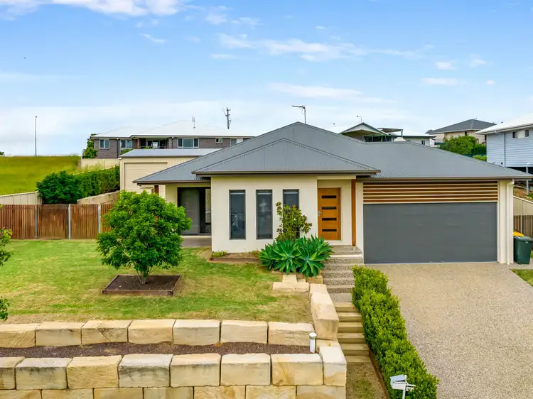 5 Lookout Place, Rosenthal Heights QLD 4370