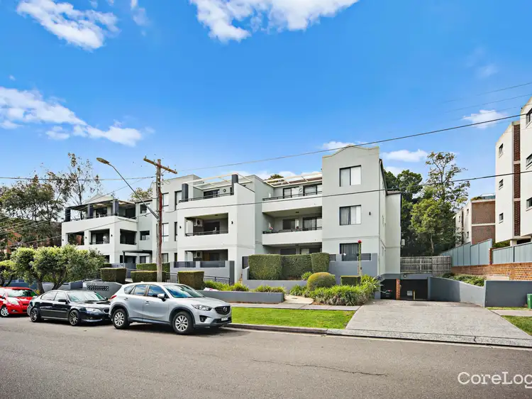 2/30-32 Lydbrook street, Westmead NSW 2145