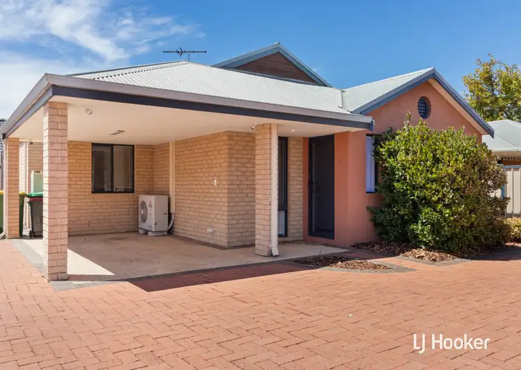 4/53 Moreton Crescent