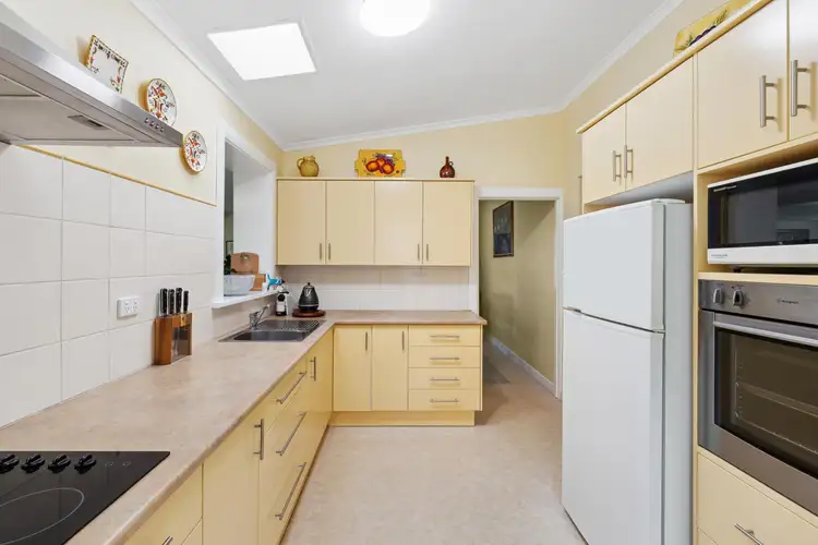 Sixth view of Homely house listing, 10 Kingborn Avenue, Seaton SA 5023