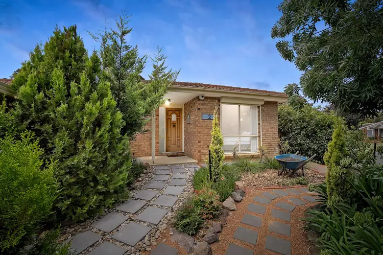 2 Elyard Place, Dunlop ACT 2615