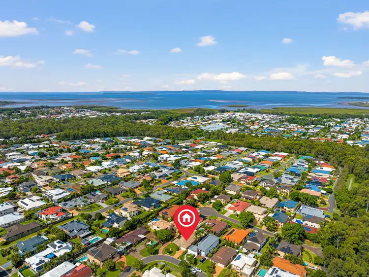 7 Ribonwood Street, Thornlands QLD 4164
