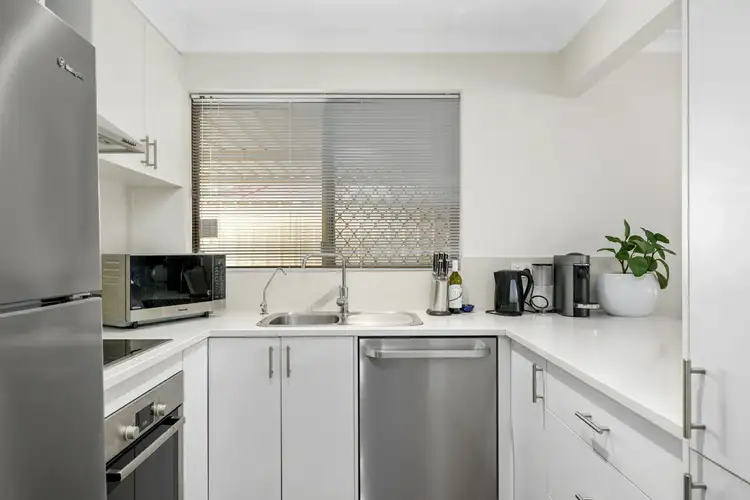 8/96 Tribute Street East, Shelley WA 6148