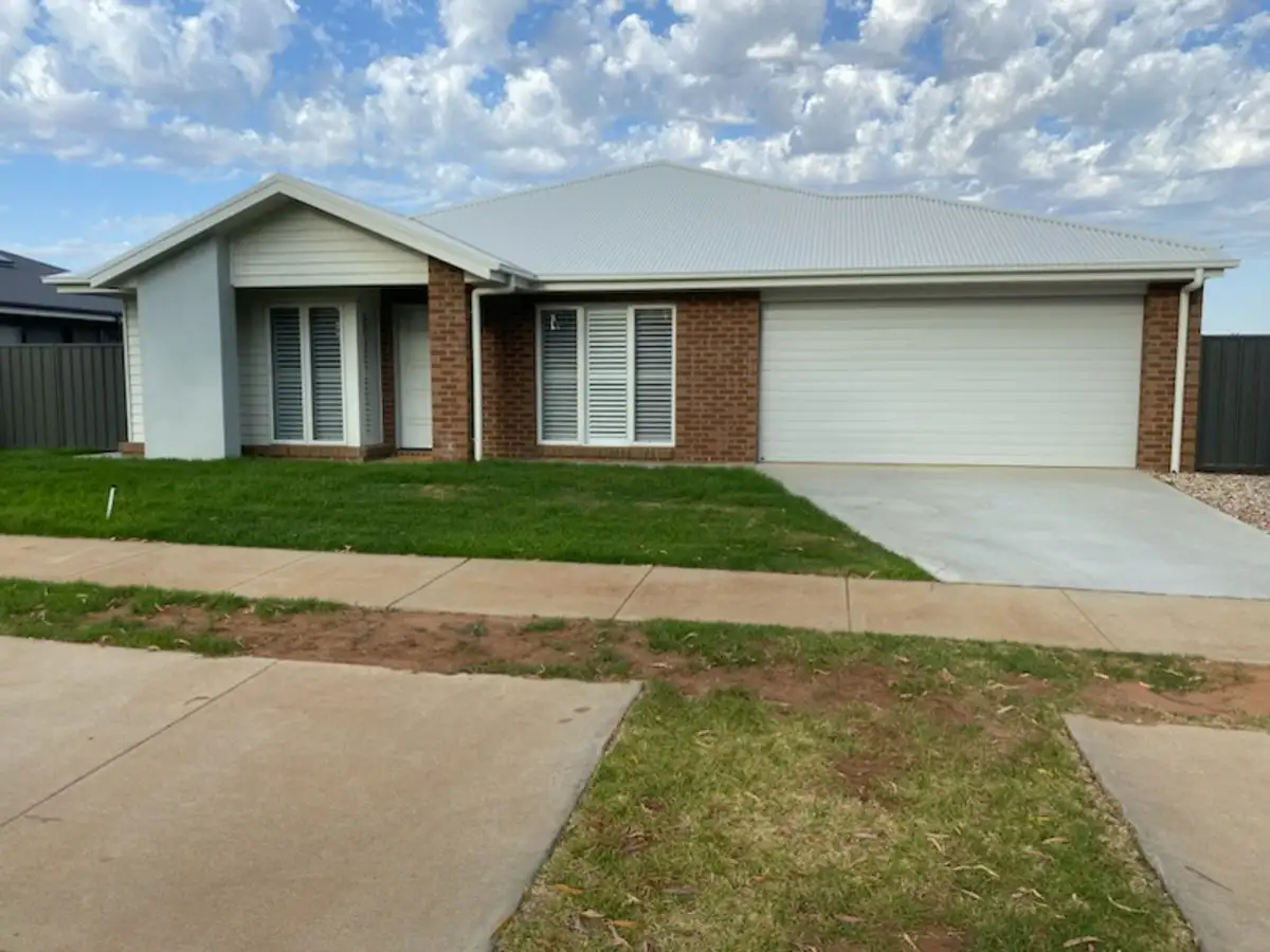 Main view of Homely house listing, 5 Fuchsia Drive, Swan Hill VIC 3585