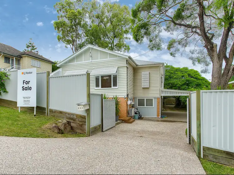 224 Kitchener Road, Stafford Heights QLD 4053