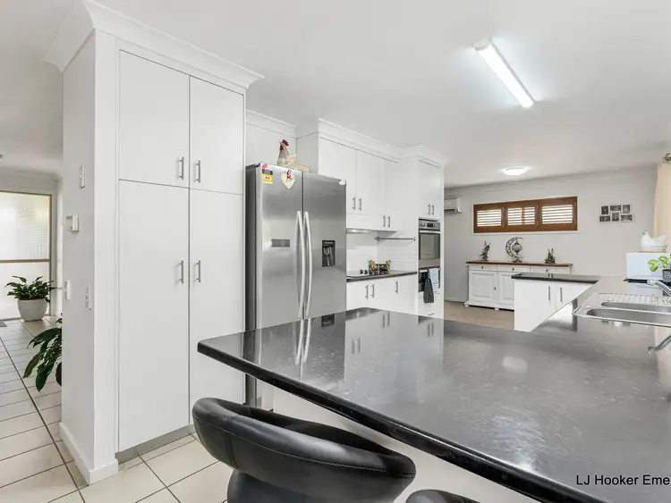 Fifth view of Homely house listing, 2B Sharyln Court, Emerald QLD 4720