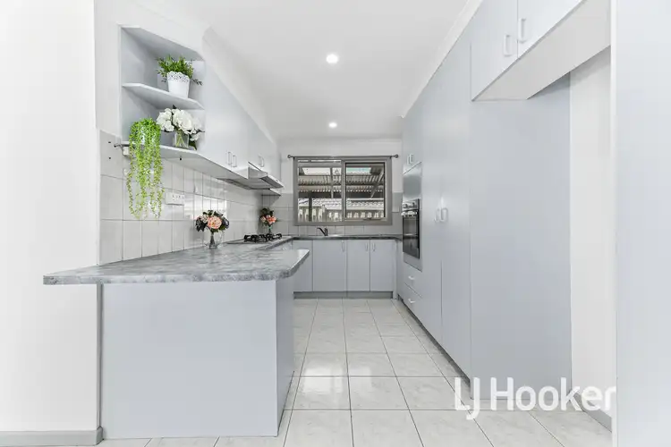 Fourth view of Homely house listing, 7 Bogong Close, Hallam VIC 3803