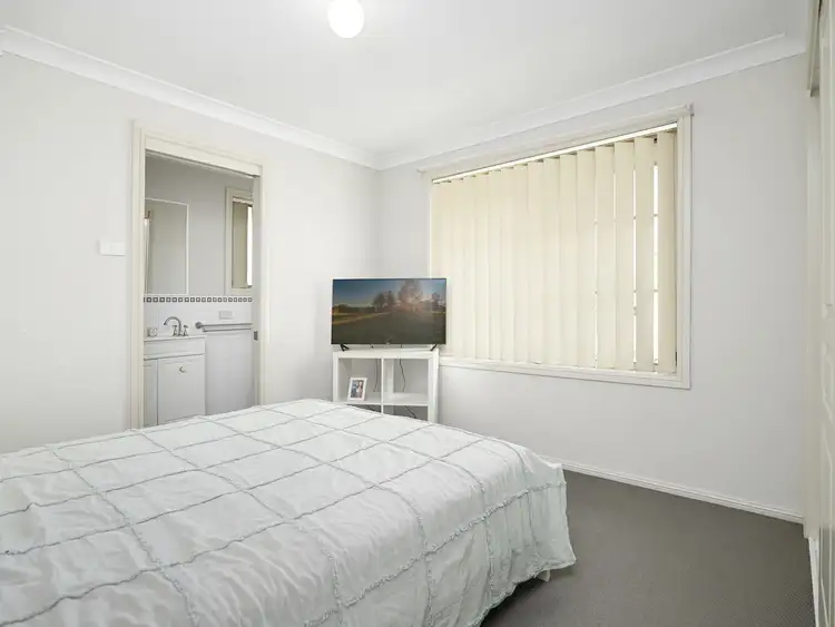 Sixth view of Homely semi-detached listing, 19 A Wilkinson Bouelvard, Singleton NSW 2330