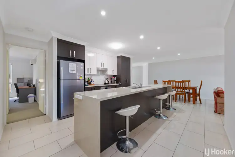 8/241 Upper Dawson Road