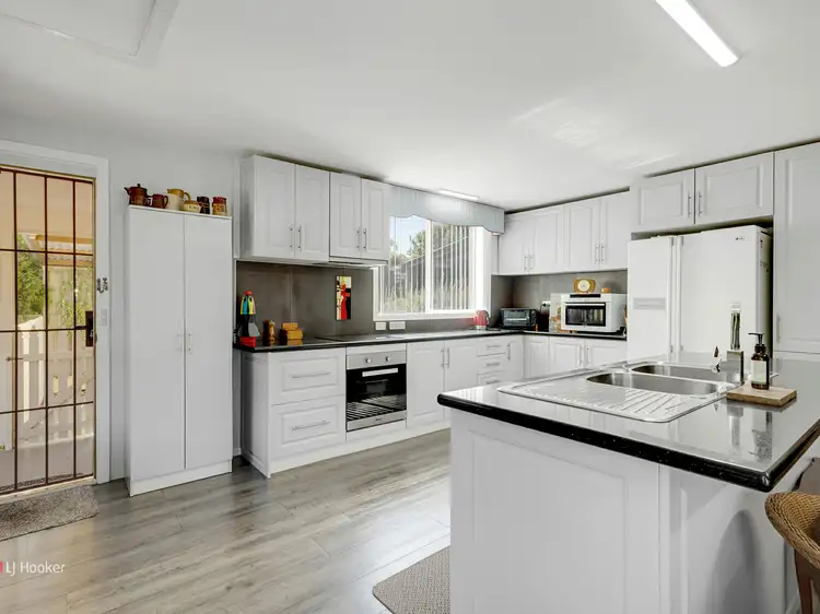 98 Inglis Street, Wynyard TAS 7325