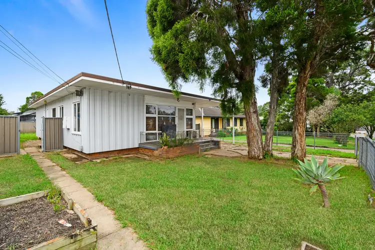 Main view of Homely house listing, 9 Luzon Avenue, Lethbridge Park NSW 2770