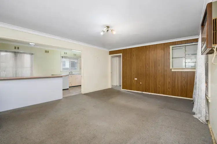 Fifth view of Homely house listing, 9 Luzon Avenue, Lethbridge Park NSW 2770