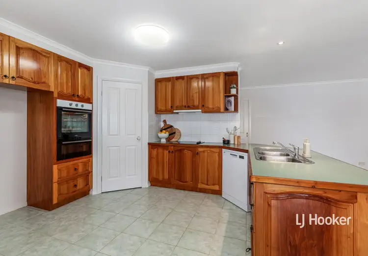 Sixth view of Homely house listing, 40 Centenary Drive, Kilmore VIC 3764