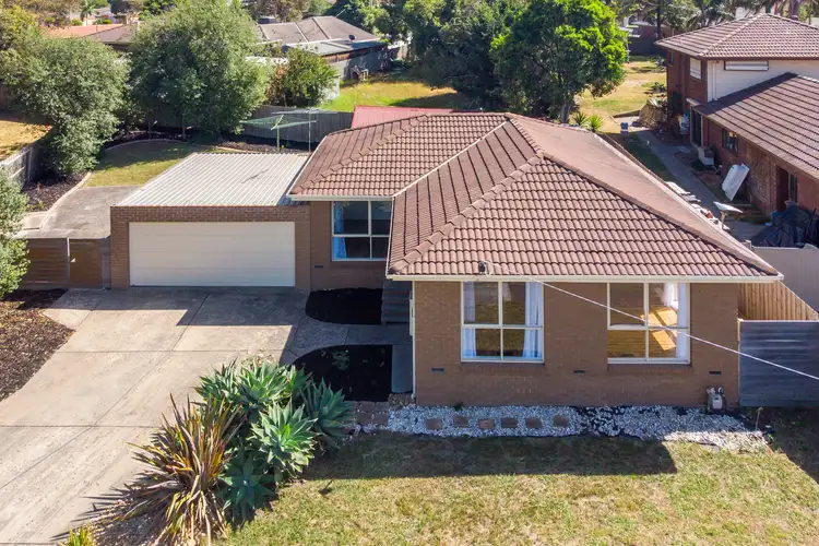 Second view of Homely house listing, 27 Warana Drive, Hampton Park VIC 3976