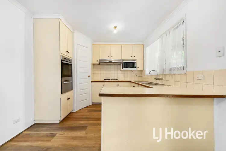 Sixth view of Homely house listing, 27 Warana Drive, Hampton Park VIC 3976