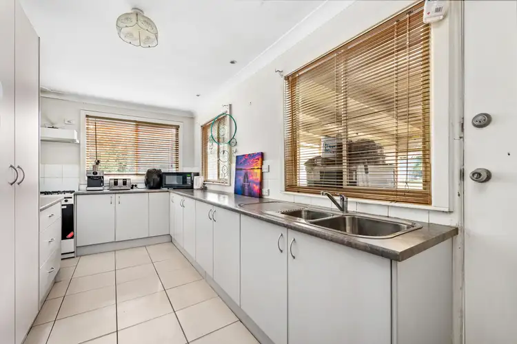 33 Wollombi Road, Cessnock NSW 2325