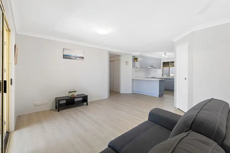 Fifth view of Homely house listing, 2 Lomandra Place, Capalaba QLD 4157