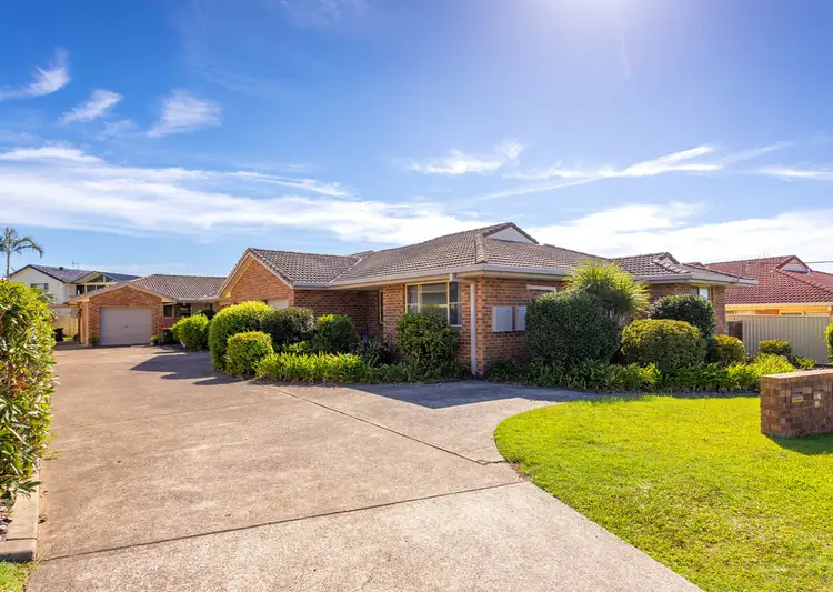 1/91 Old Bar Road, Old Bar NSW 2430