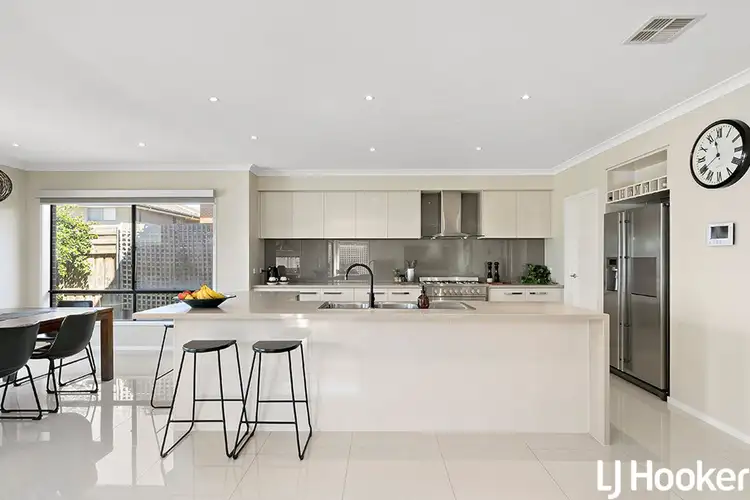 Third view of Homely house listing, 19 Treska Link, Lalor VIC 3075