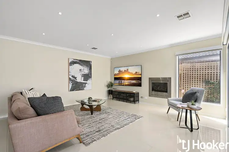Fifth view of Homely house listing, 19 Treska Link, Lalor VIC 3075