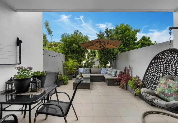 Second view of Homely townhouse listing, 2/21 Manson Parade, Yeronga QLD 4104