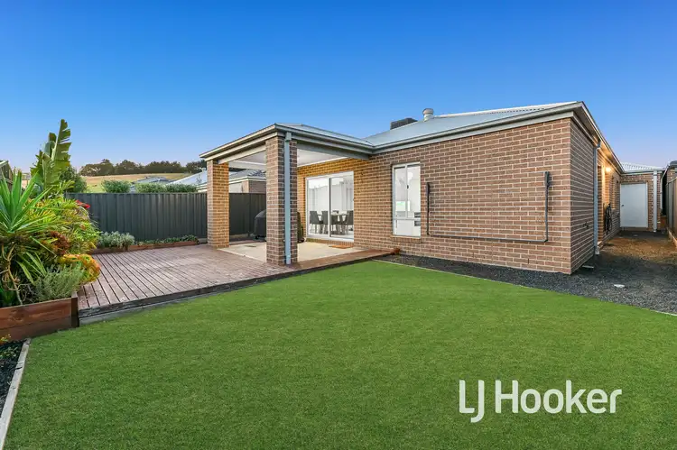 Fourth view of Homely house listing, 11 Zermatt Loop, Pakenham VIC 3810