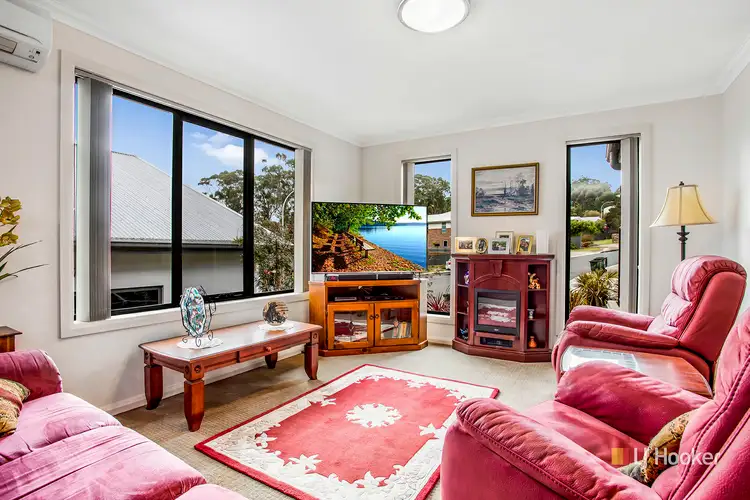 Fourth view of Homely villa listing, Unit 1/5 Erskine Way, Devonport TAS 7310