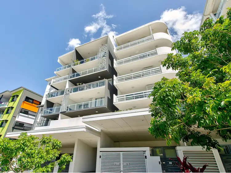 402/19 Isedale Street, Wooloowin QLD 4030