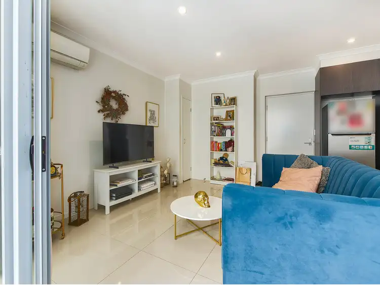 Fourth view of Homely apartment listing, 402/19 Isedale Street, Wooloowin QLD 4030