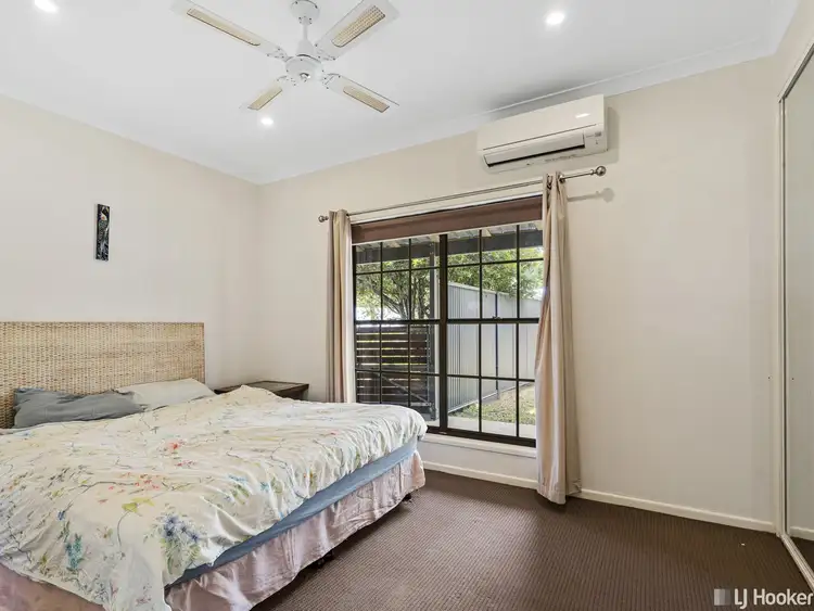 Fifth view of Homely house listing, 4 Kingsbury Court, Alexandra Hills QLD 4161