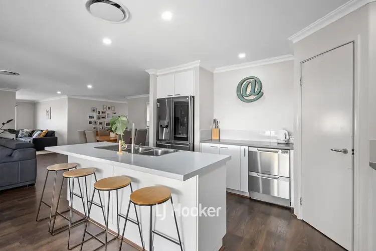 Seventh view of Homely house listing, 17 Supanova Lane, Australind WA 6233