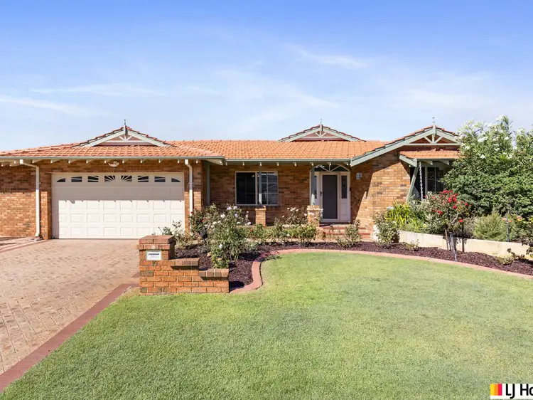 10 Eastwood Parade, Canning Vale WA 6155