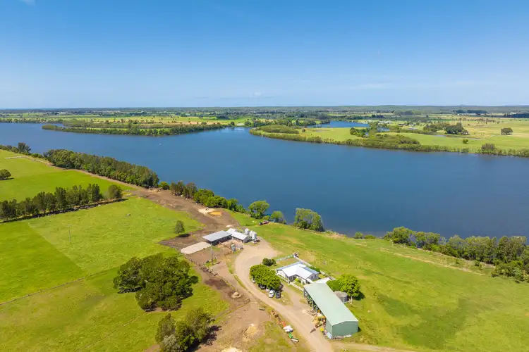282 Newtons Road, Dumaresq Island NSW 2430