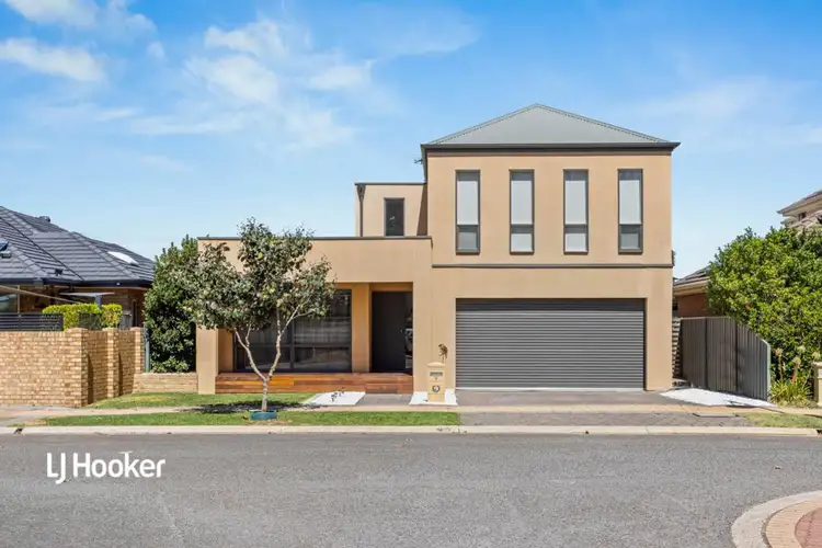 9 Lakewood Court, Mawson Lakes SA 5095