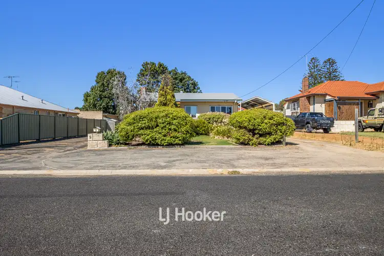 9 Locke Street, Carey Park WA 6230