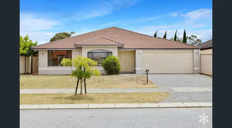 13 Ernest Drive, Success WA 6164