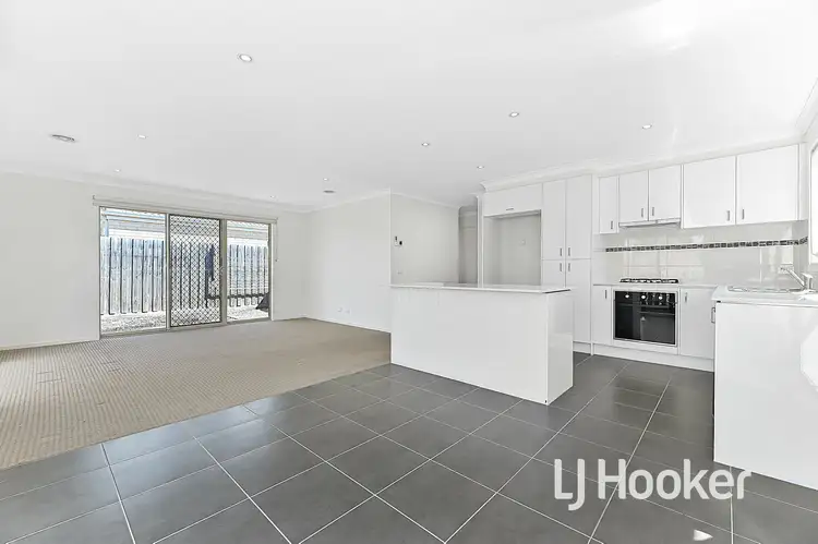 Main view of Homely unit listing, 11 Premier Lane, Garfield VIC 3814