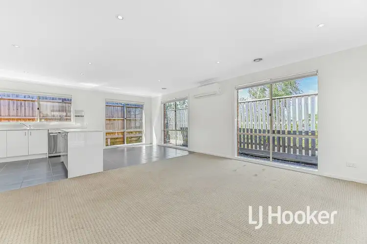 Fifth view of Homely unit listing, 11 Premier Lane, Garfield VIC 3814