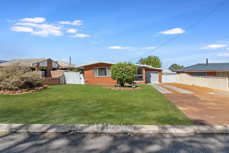 33 Elouera Street, Collie WA 6225
