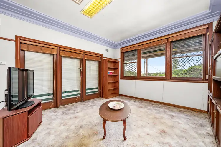 Fifth view of Homely house listing, 215 New England Highway, Rutherford NSW 2320