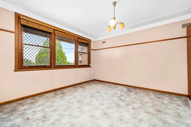Sixth view of Homely house listing, 215 New England Highway, Rutherford NSW 2320
