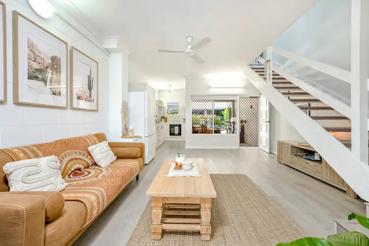4/11 Crathern Close, Edge Hill QLD 4870