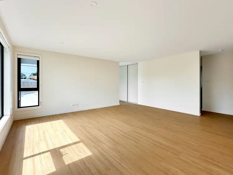 Fifth view of Homely house listing, Unit 1/6 Mill Court, St Helens TAS 7216